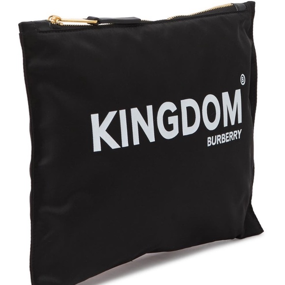 BURBERRY LONDON SIGNATURE LARGE BLACK NYLON POUCH/CLUTCH W/ KINGDOM CHECK LINING - Picture 8 of 16